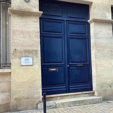 Hebergement Renove Place Du Palais Avec Parking * Burdeos